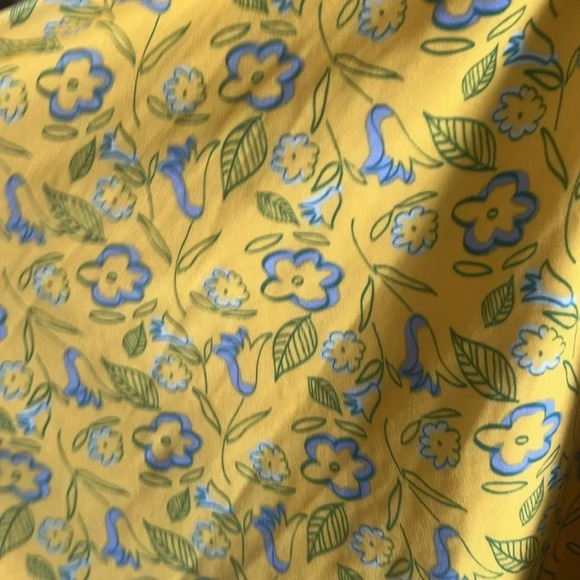 DDS Yellow and Blue Floral - Picture 3 of 4